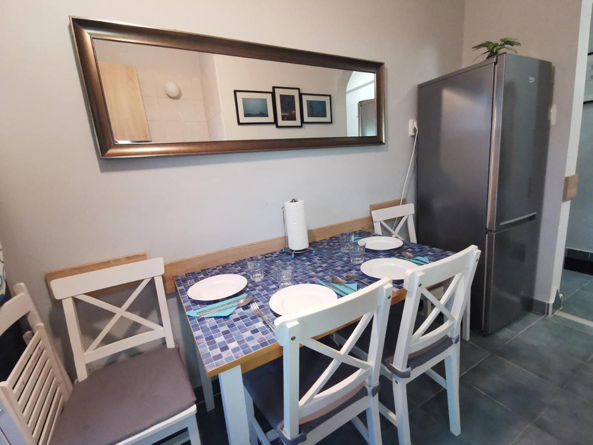 Smart Szallas Apartman Miskolc Buitenkant foto